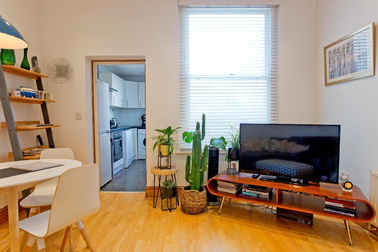 Spacious Highbury Fields 1 Bedroom Apartment - Parking By Request London Exterior photo