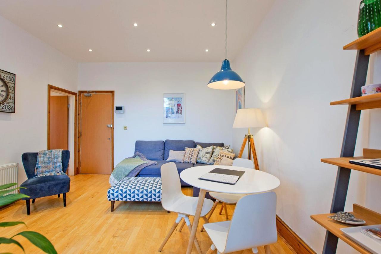 Spacious Highbury Fields 1 Bedroom Apartment - Parking By Request London Exterior photo